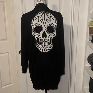 NWOT Torrid button down skull cardigan